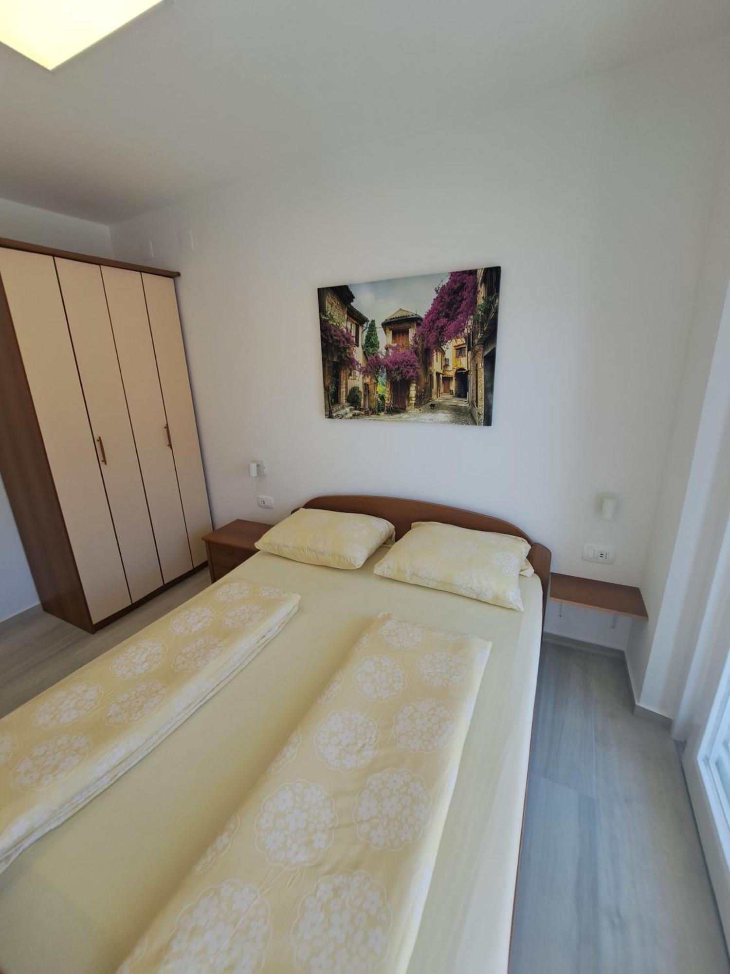 Apartmani Totic Malinska Kültér fotó